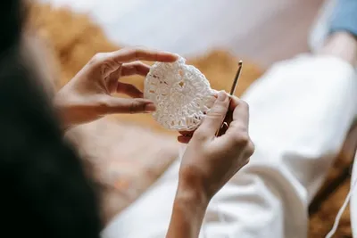 How To Crochet A Coaster? Step By Step Process, Yarn Tips, And Stitch Patterns