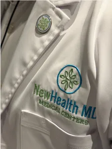 CustomCupsNow.Com - Epoxy Lapel Pin