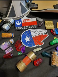 CustomCupsNow.Com - Embroidered Patches