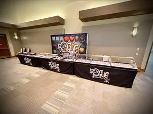 CustomCupsNow.Com