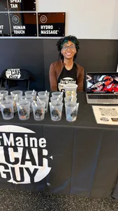 CustomCupsNow.Com