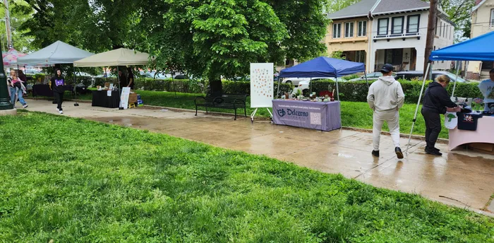 CustomCupsNow.Com - Custom Rectangle Table Covers