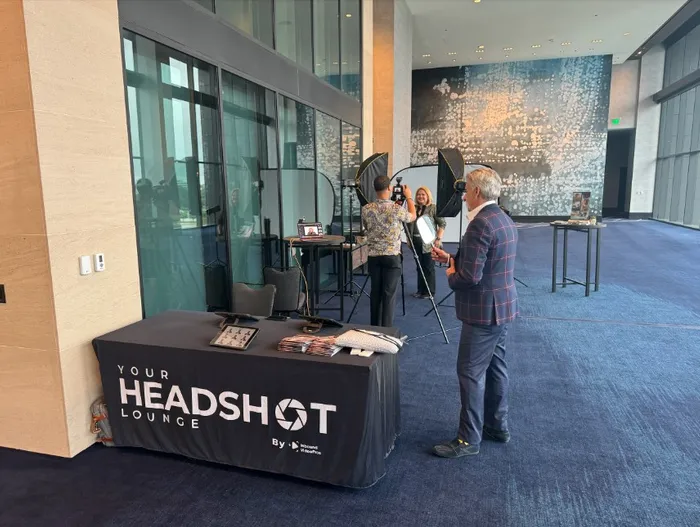 CustomCupsNow.Com - Custom Rectangle Table Covers