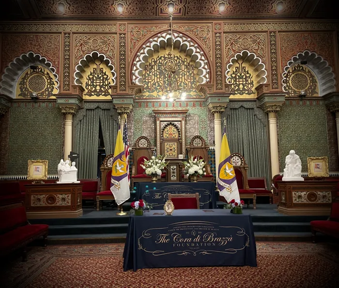 CustomCupsNow.Com - Custom Rectangle Table Covers