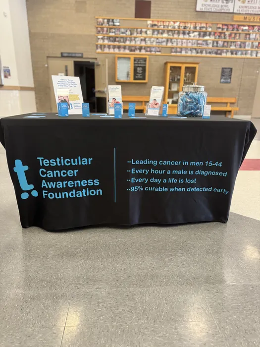 CustomCupsNow.Com - Custom Rectangle Table Covers