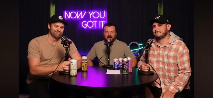 CustomCupsNow.Com - Custom Neon Sign