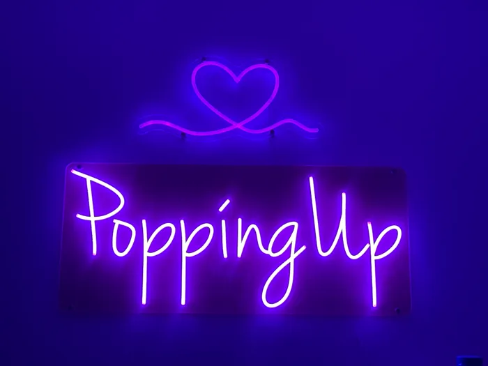 CustomCupsNow.Com - Custom Neon Sign
