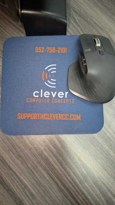 CustomCupsNow.Com - Custom Square Mouse Pad