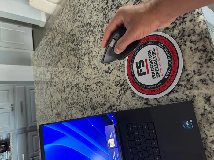 CustomCupsNow.Com - Custom Round Mouse Pad