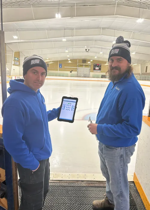 CustomCupsNow.Com - Genteel Bobble Acrylic Fiber Beanies