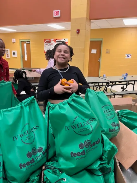 CustomCupsNow.Com - Custom Non-Woven Drawstring Bag