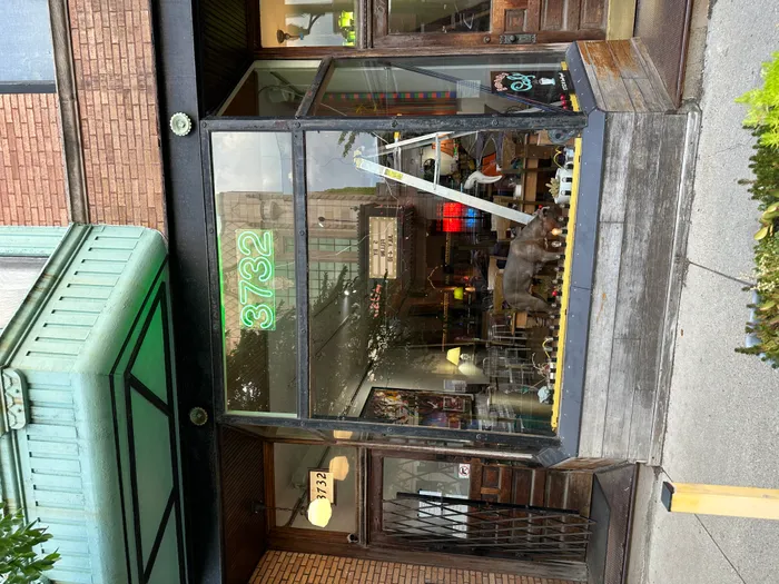 CustomCupsNow.Com - Custom Neon Sign