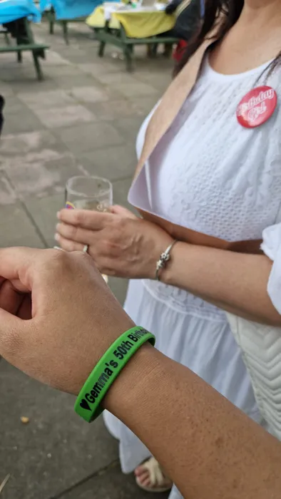 CustomCupsNow.Com - Printed Wristbands