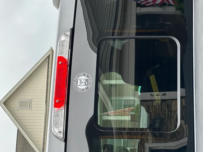 CustomCupsNow.Com - Circle Stickers