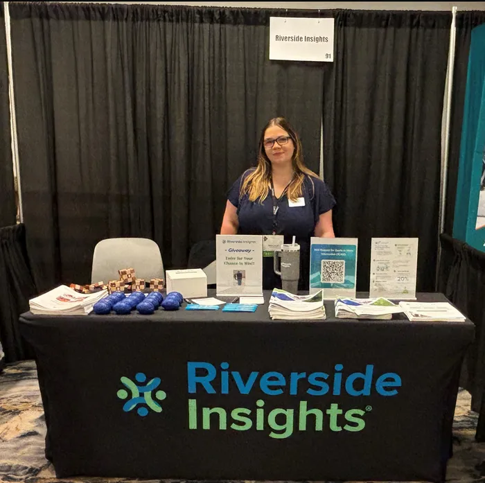 CustomCupsNow.Com - Custom Rectangle Table Covers