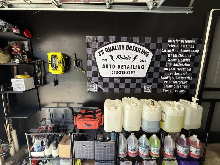 CustomCupsNow.Com - Custom Vinyl Banners