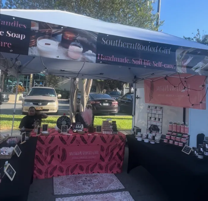 CustomCupsNow.Com - Custom Vinyl Banners