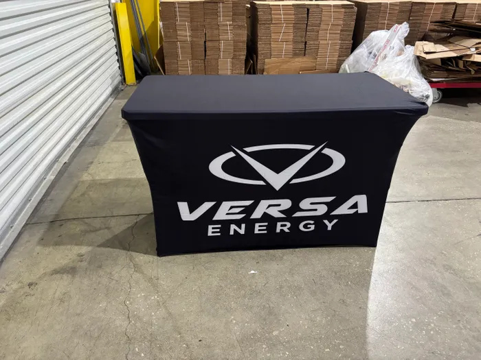 CustomCupsNow.Com - Custom Rectangle Table Covers