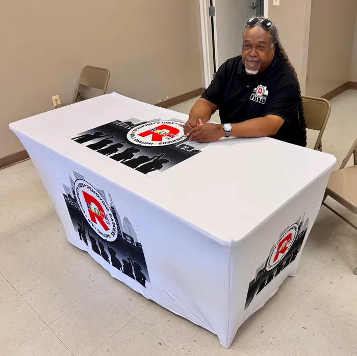 CustomCupsNow.Com - Custom Rectangle Table Covers