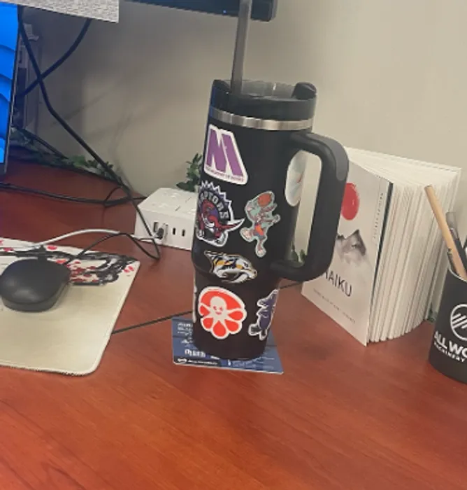 CustomCupsNow.Com - Vinyl Coasters