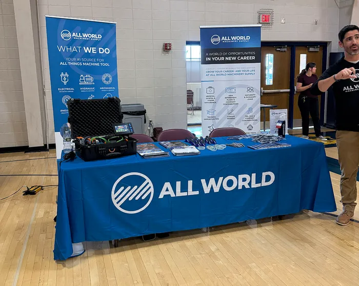 CustomCupsNow.Com - Custom Rectangle Table Covers