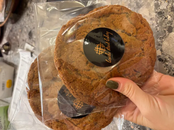 CustomCupsNow.Com - Circle Stickers