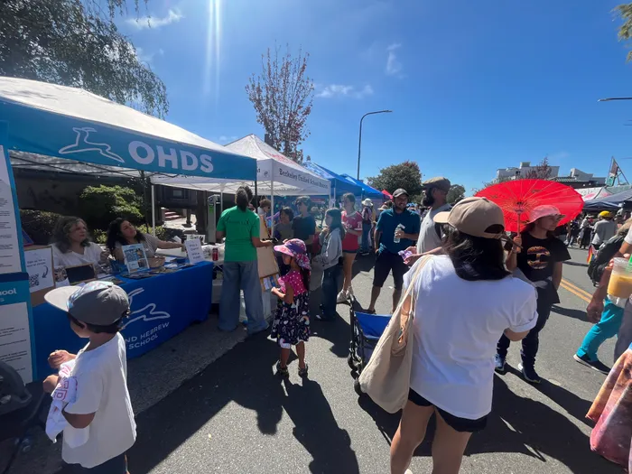 CustomCupsNow.Com - Custom Rectangle Table Covers