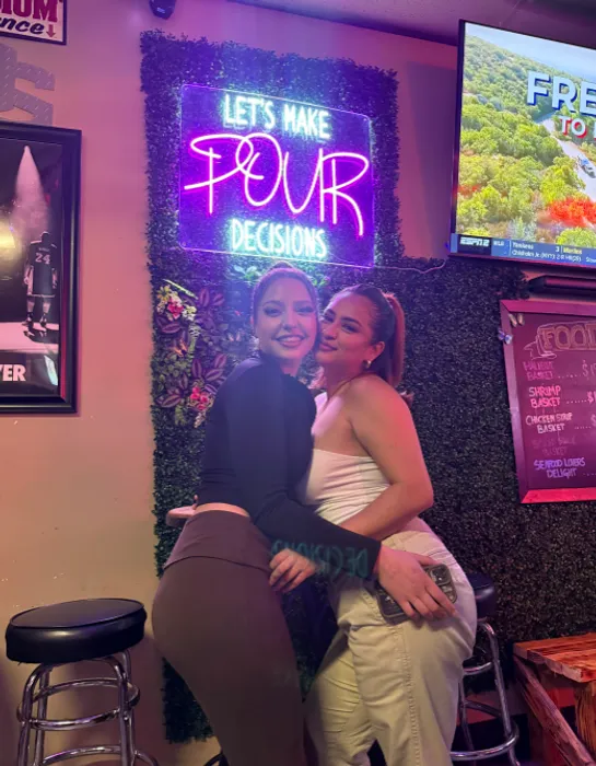 CustomCupsNow.Com - Let's Make Pour Decisions Neon Signs