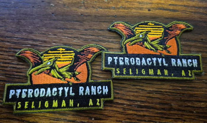 CustomCupsNow.Com - Embroidered Patches Deal