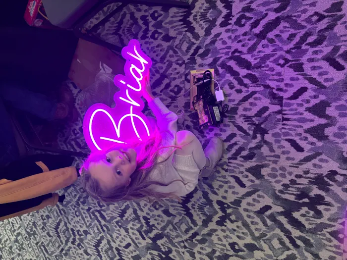 CustomCupsNow.Com - Custom Neon Sign