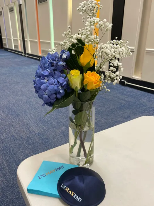 CustomCupsNow.Com - Custom Foil Stamped Beverage Napkin