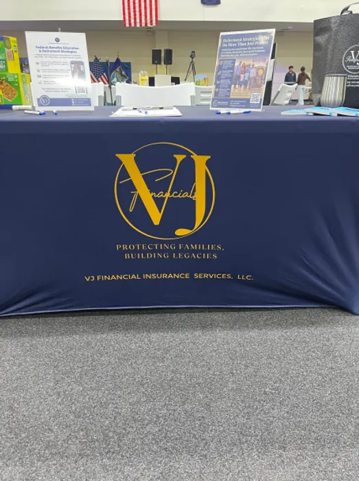 CustomCupsNow.Com - Custom Rectangle Table Covers
