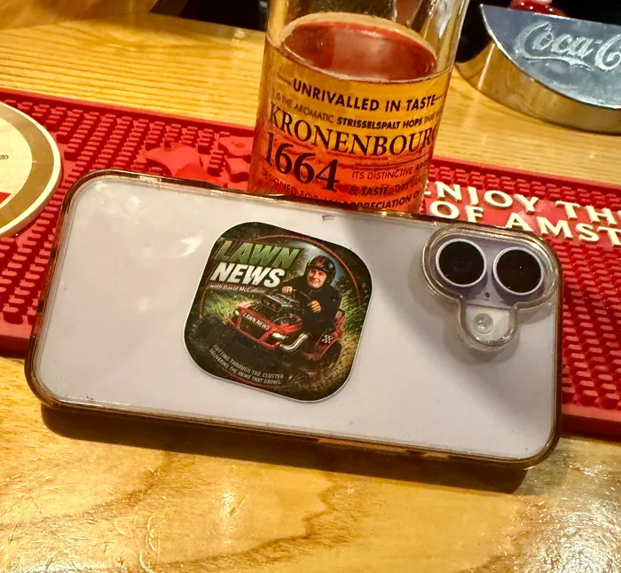 CustomCupsNow.Com - Paper Coasters