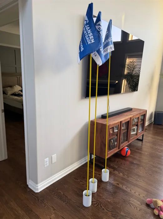 CustomCupsNow.Com - Golf Flag