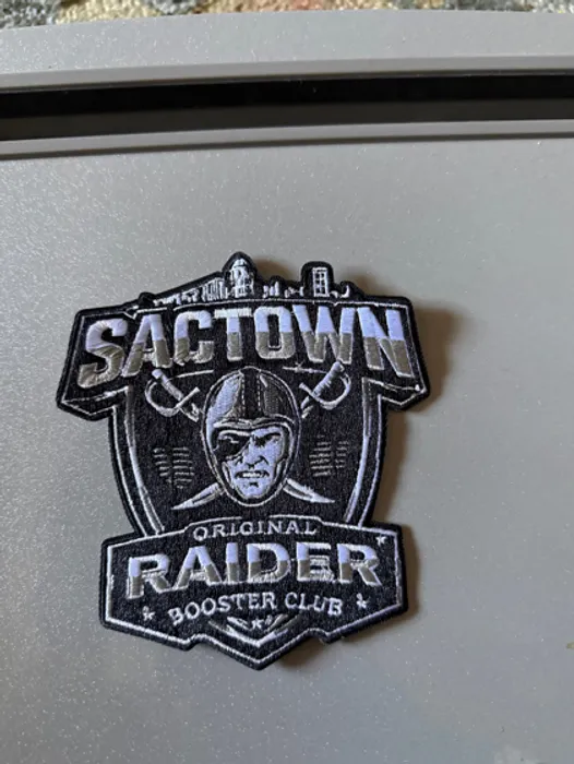 CustomCupsNow.Com - Embroidered Patches
