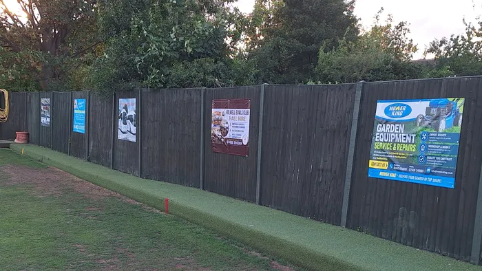 CustomCupsNow.Com - Custom Vinyl Banners