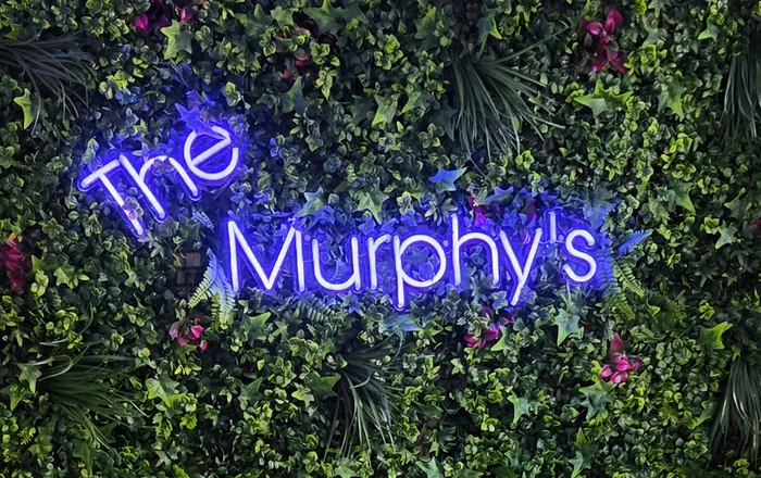CustomCupsNow.Com - Custom Neon Sign