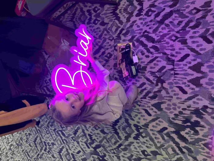 CustomCupsNow.Com - Custom Neon Sign