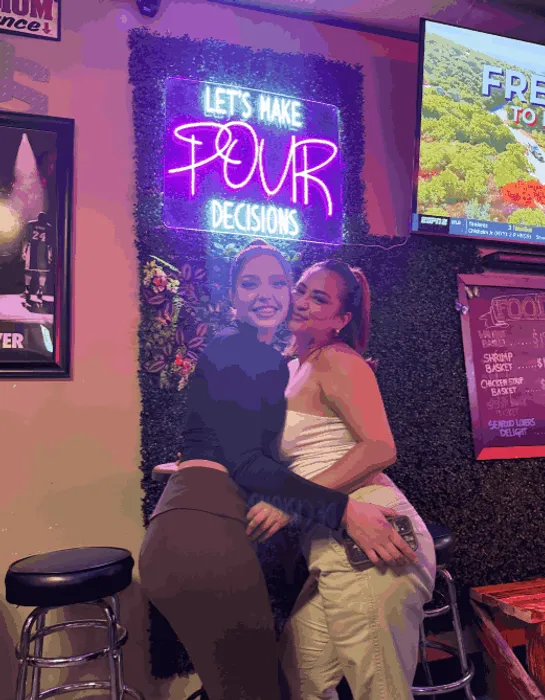 CustomCupsNow.Com - Let's Make Pour Decisions Neon Signs