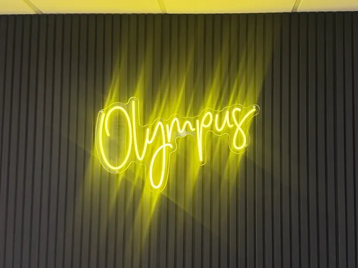 CustomCupsNow.Com - Custom Neon Sign