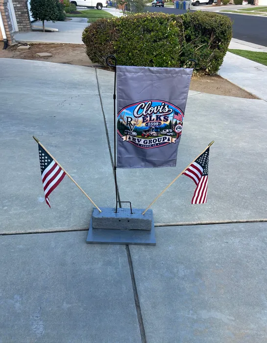 CustomCupsNow.Com - Garden Flag