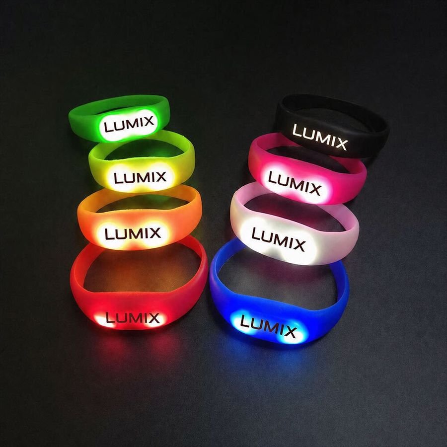Light Up Silicone Wristbands - Custom Cups Now